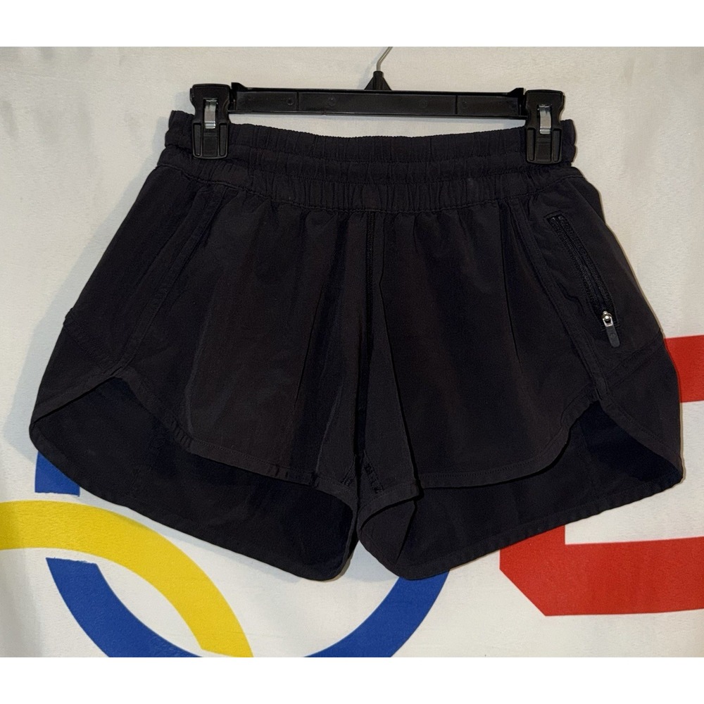 Lululemon Tracker Short V 4" Womens 6 Black LW7AA6S